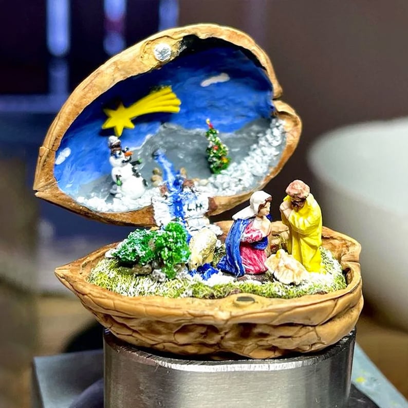 🔥LAST DAY 50% OFF - Walnut Nativity Scene