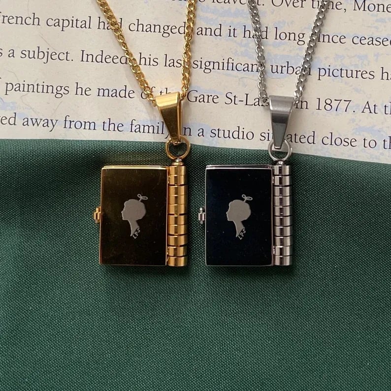 📖Book Lovers Necklace - Engraved Openable Book Chain Pendant Necklace