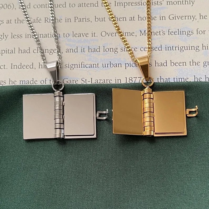 📖Book Lovers Necklace - Engraved Openable Book Chain Pendant Necklace